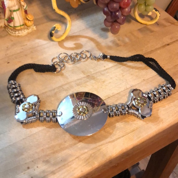 Korean Vintage Gold & Silver Belt - Picture 8 of 11